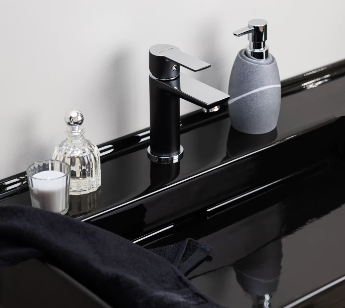 Baterija za lavabo MINOTTI STELA crna / hrom bez POP-UP